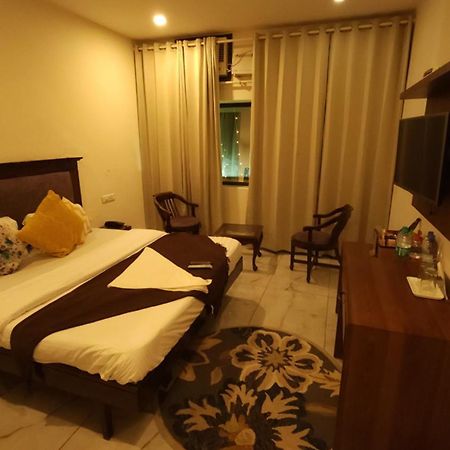 Hotel Bliss Stay Chandīgarh 외부 사진